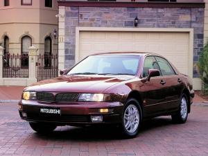 Mitsubishi Verada 1999 года